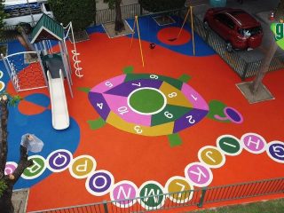 playground-equipment-supplier